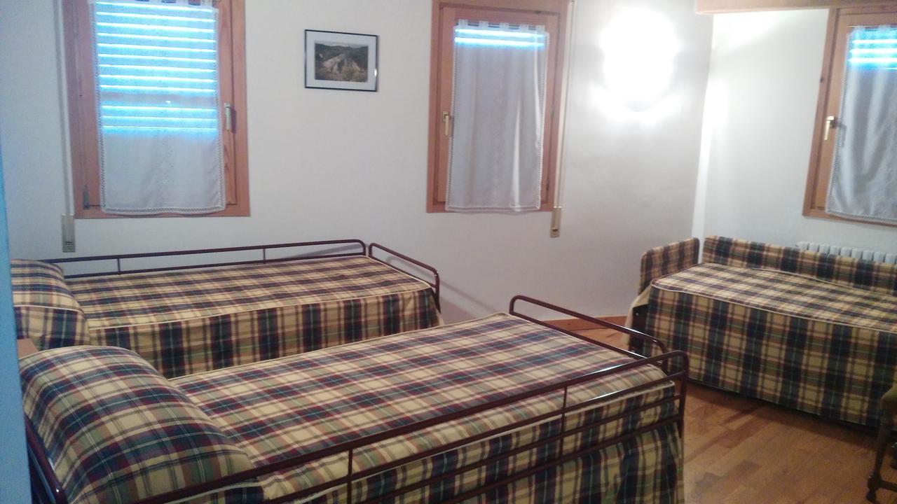 Bilanayur Otel Alberuela de la Liena Dış mekan fotoğraf